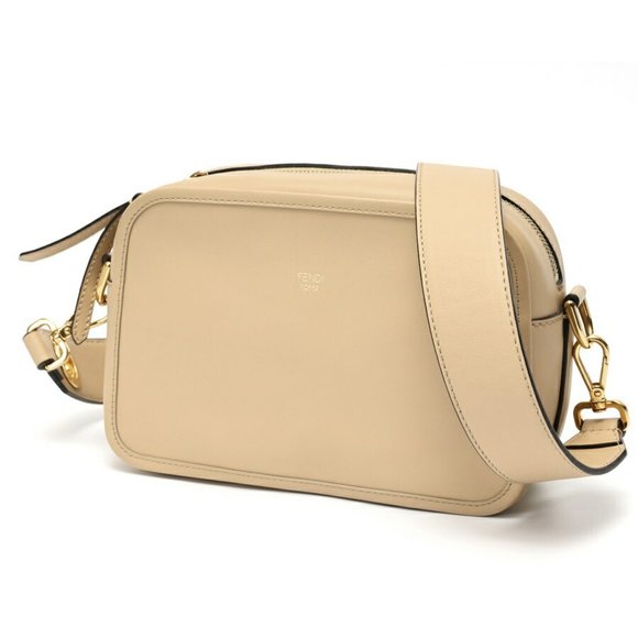 FENDI Cream Leather Shoulder Bag - Picture 1 of 6